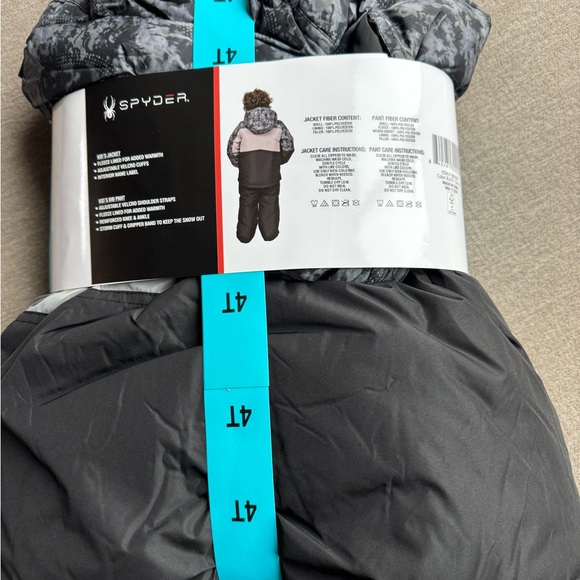 Spyder Black and Gray Snowsuit Set 4T - Picture 6 of 8